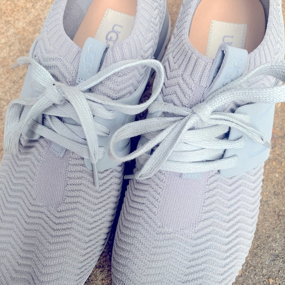 Willow UGG running shoes. Size 8.5